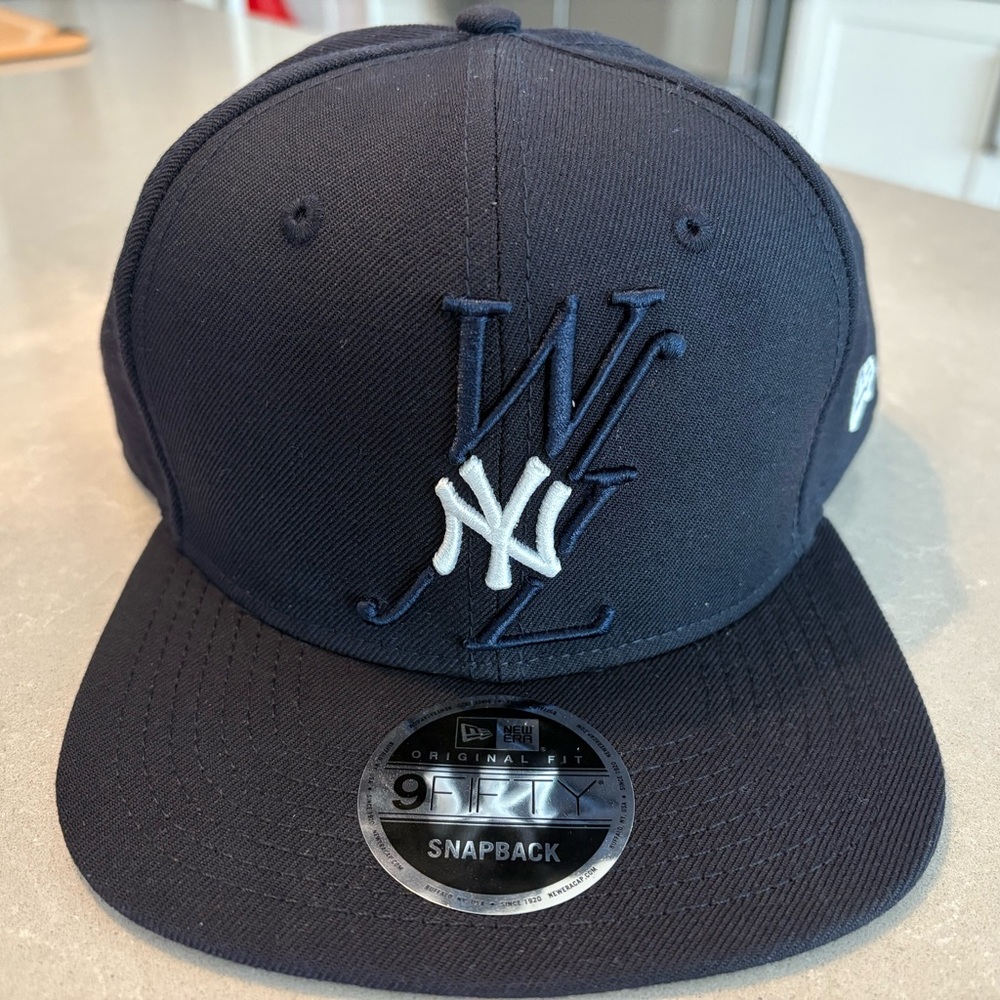 WNY PUBLIC SCHOOL New York Yankees hat